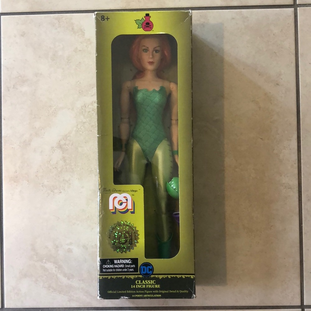 Classic 14 Inch Figure Poison Ivy